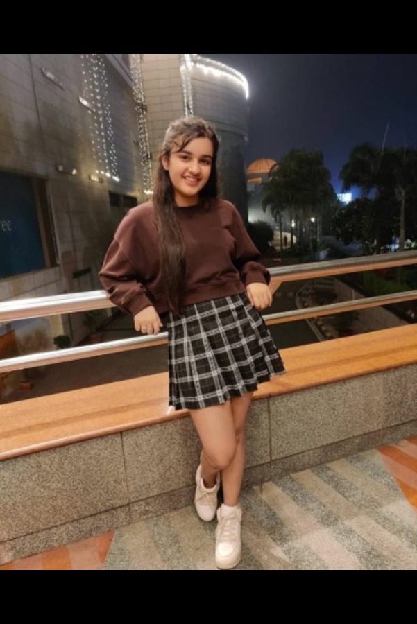 female call girl in Mohan Nagar